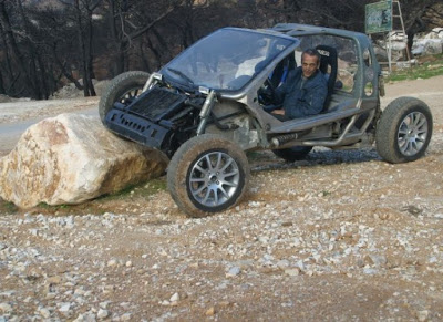 Ένα μοναδικό ελληνικό αυτοκίνητο. Η προσπάθεια του Δημήτρη Κορρέ και η  ελληνική πραγματικότητα