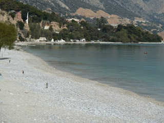 Κινέτα - Άγιοι Θεόδωροι. Παραλίες στου μνημονίου τον καιρό 3
