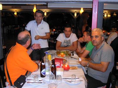 Νάτοι νάτοι οι πρωταθλητές! Ευρωπαϊκό κύπελλο για την εφηβική ομάδα του Χαϊδαρίου 6 Νάτοι νάτοι οι πρωταθλητές! Ευρωπαϊκό κύπελλο για την εφηβική ομάδα του Χαϊδαρίου 5