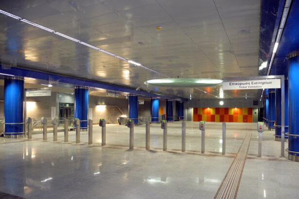 Χαϊδάρι Σήμερα Πανέτοιμος, όμορφος, αλλά έρημος ο σταθμός του Μετρό "Αγία Μαρίνα". Αυτοψία στο σύγχρονο γεφύρι της Άρτας 1