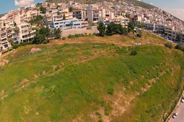 Χαϊδάρι Σήμερα Μακάρι να πουλούσαν το Ελληνικό, όσο αγοράζουν το μπαζωμένο νταμάρι στο Χαϊδάρι!!! 1
