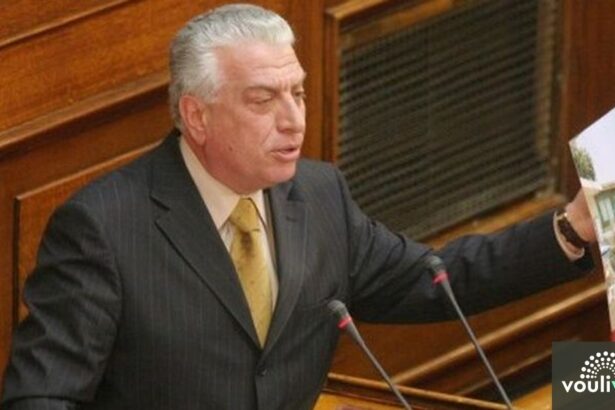 Ο Παναγιώτης Αδρακτάς άφησε πίσω τη Βουλή για το δικό του το μαντρί . . . 19