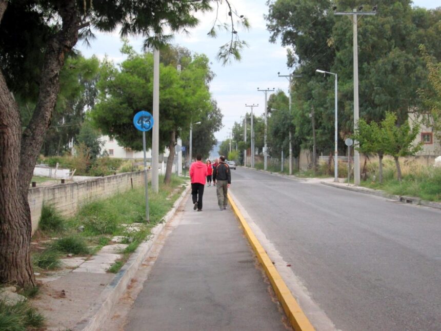 Χαϊδάρι Σήμερα Μήπως ήρθε η ώρα για πεζόδρομο - ποδηλατόδρομο μέχρι τον Σταθμό "Αγία Μαρίνα"; 2