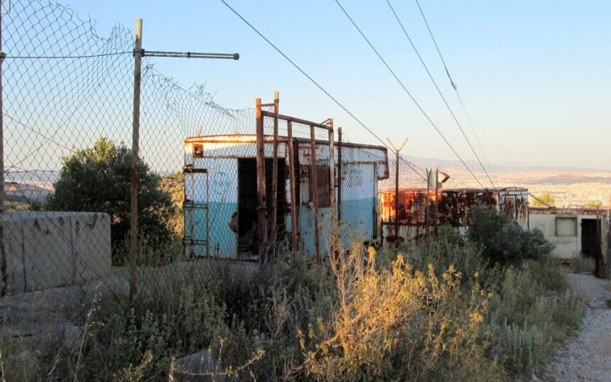 Χαϊδάρι Σήμερα Νεκροταφείο κεραιών η κορυφή του βουνού μας!!! 13