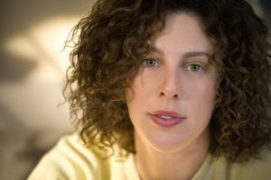 Κέλλυ Αραούζου: "Το νερό είναι ο προσωπικός μου χώρος" 4 Κέλλυ Αραούζου: "Το νερό είναι ο προσωπικός μου χώρος" 3