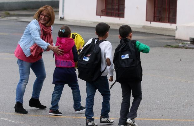 Χαϊδάρι Σήμερα Λαϊκή Ενότητα Χαϊδαρίου: Το Χαϊδάρι θα καλοδεχθεί τα προσφυγόπουλα στα σχολεία 