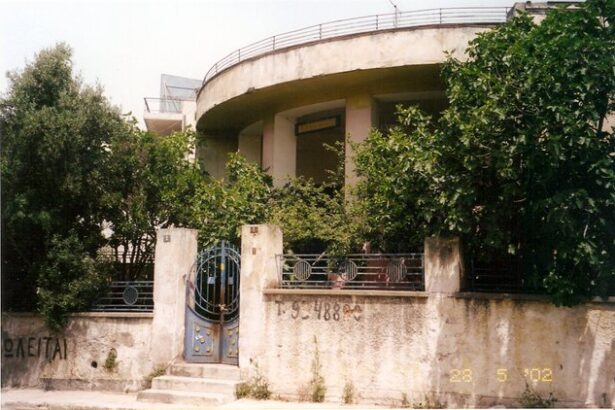 Ο Δήμος αγόρασε διατηρητέο κτήριο... αφού έγινε χάλασμα 7