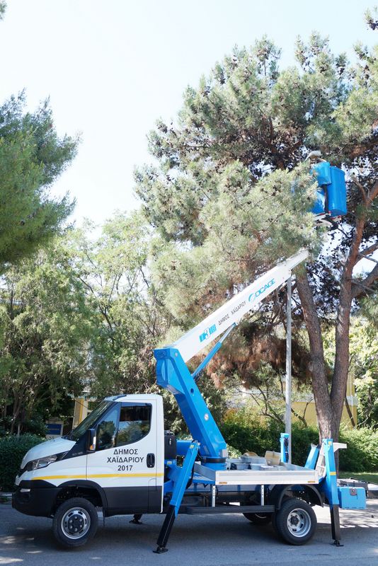 Άρχισε η ανανέωση των οχημάτων Καθαριότητας του Δήμου 4