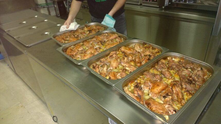 Θεαματικές αλλαγές στην κοινωνική πολιτική του Δήμου - 250 δικαιούχοι 1 Χαϊδάρι Σήμερα Θεαματικές αλλαγές στην κοινωνική πολιτική του Δήμου - 250 δικαιούχοι 1