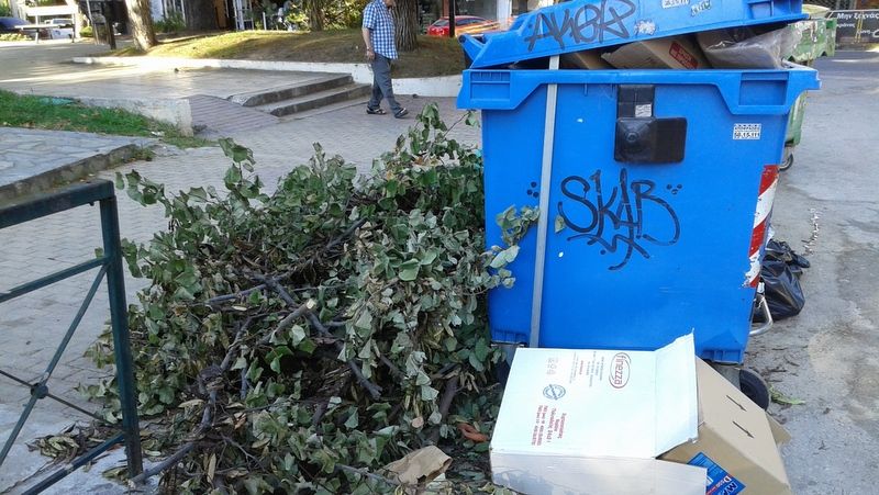 "Θέλουμε από ένα απορριμματοφόρο και έναν υπάλληλο" 6