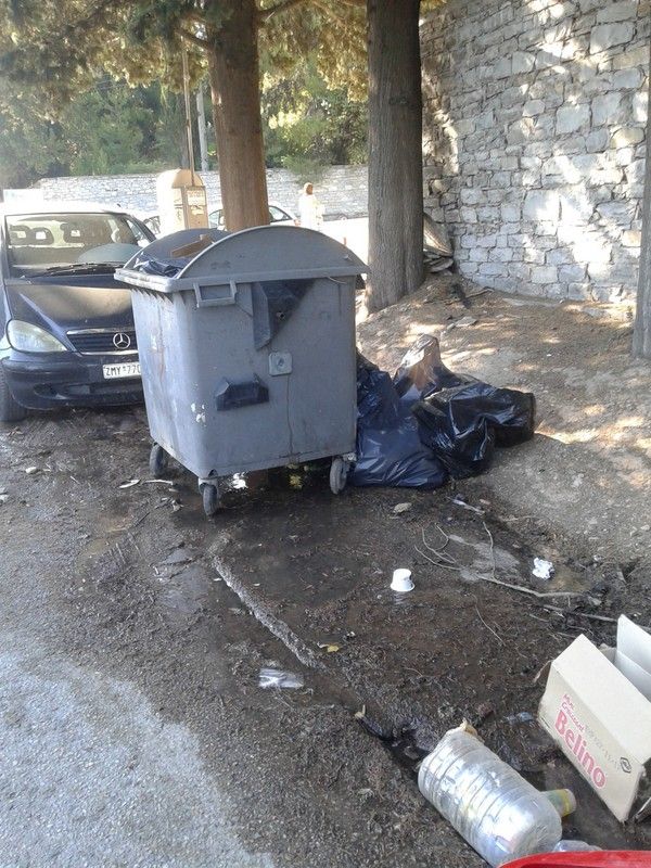 "Θέλουμε από ένα απορριμματοφόρο και έναν υπάλληλο" 2