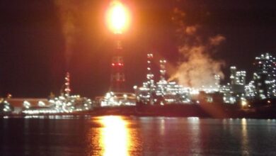 Χαϊδάρι Σήμερα Παραδοχή προβλημάτων από ΕΛΠΕ - Διακόπτεται η λειτουργία του Διυλιστηρίου Ελευσίνας