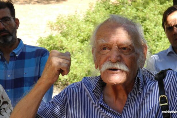 Χαϊδάρι Σήμερα Μάθημα Ελλάδας και εθνικής ενότητας από τον Μανώλη Γλέζο σήμερα στο Χαϊδάρι 10