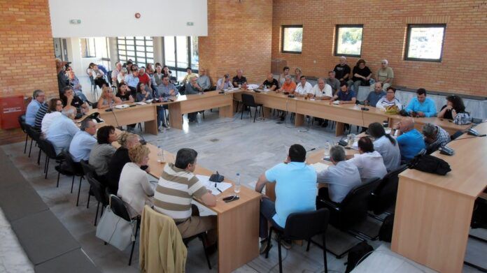Χαϊδάρι Σήμερα Ο Δήμος Χαϊδαρίου ζητάει από τον ΟΑΕΔ παρατημένο βρεφονηπιακό στο Δάσος 