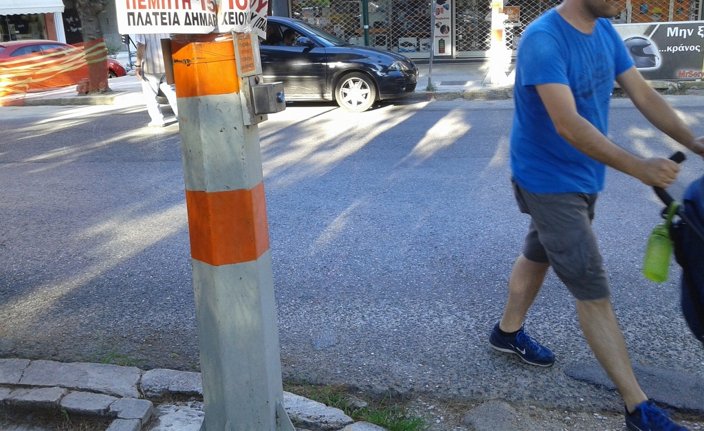"Μαμάδες στο δρόμο": 12 προτάσεις για ασφαλέστερη κυκλοφορία στο Χαϊδάρι 2 Μαμάδες στο δρόμο