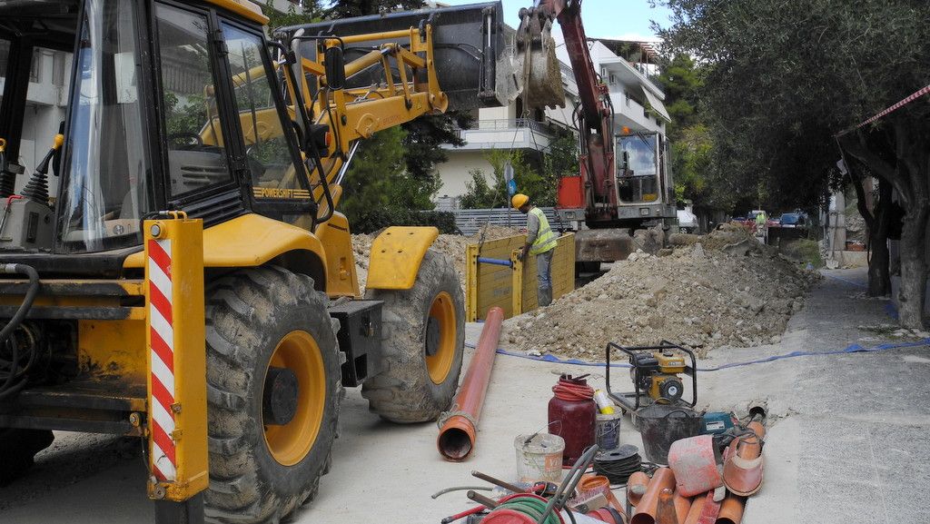 Ολική ανακατασκευή σε τμήμα του δικτύου αποχέτευσης - Πρώτα συμπεράσματα για τη δυσοσμία στους δρόμους 4