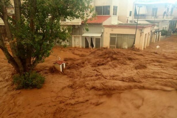 Χαϊδάρι Σήμερα Βιβλική καταστροφή σε Μάνδρα και Μεγάλο Πεύκο - Νεκρή γυναίκα 3