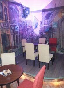 Vinyl Café & More: Το πιο “live’’ στέκι στα δυτικά! 4