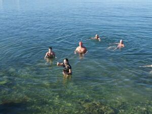 Θεοφάνεια και ρίψη του Σταυρού στην παραλία Σκαραμαγκά από Ι.Μ. Κοιμήσεως Θεοτόκου Σκαραμαγκά! 5