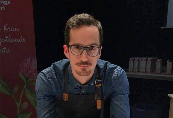 xaidari simera barista