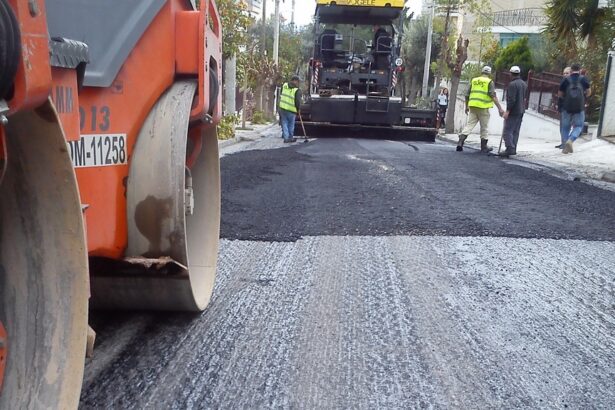 Σε εξέλιξη ασφαλτοστρώσεις σε 8 δρόμους στο Χαϊδάρι 7