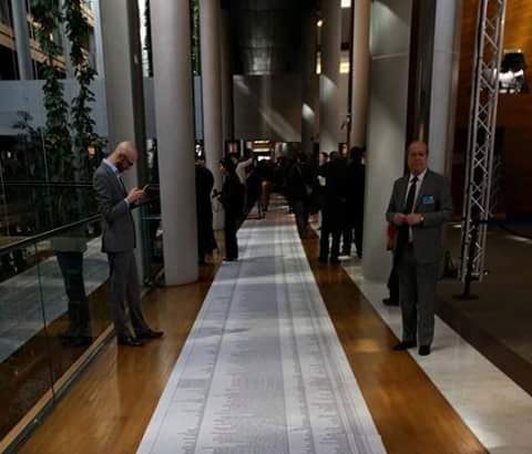 Ακριβά παπούτσια επί πτωμάτων 45