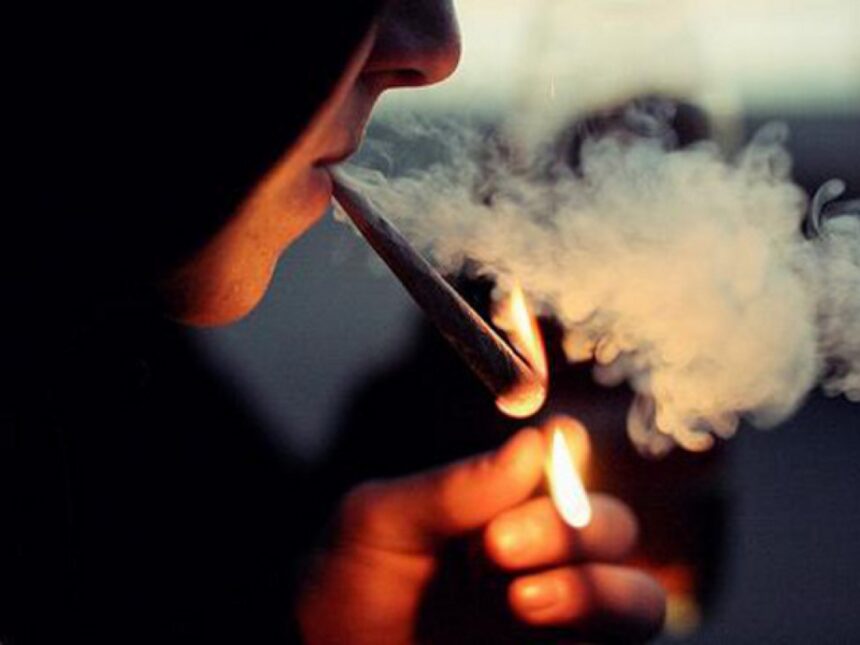 Πέντε νεαροί - Δυο τσιγαριλίκια 1