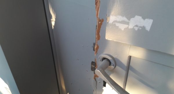 Διαρρήκτες αποκαλύπτουν τα απλά 10 πράγματα που αποτρέπουν το "χτύπημα" 2 Διαρρήκτες αποκαλύπτουν τα απλά 10 πράγματα που αποτρέπουν το "χτύπημα" 1