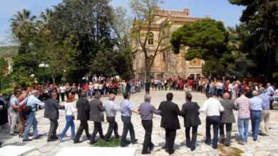 Παλατάκι: "Μπράτσο με μπράτσο" στον πασχαλινό Καγκελάρη 7