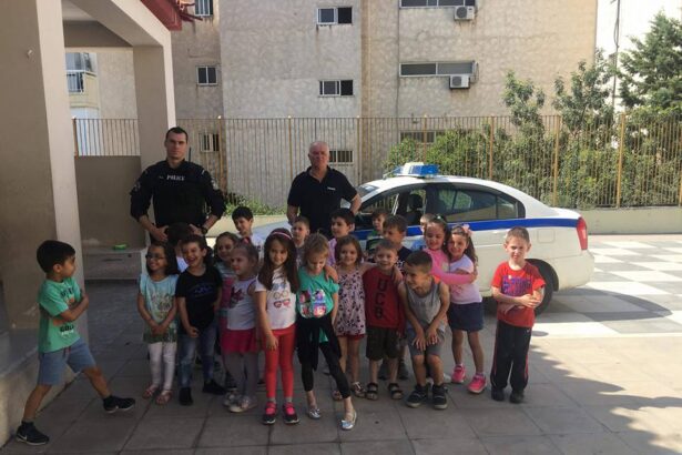 «Μπαμπά βάλε ζώνη και μην τρέχεις» - Εκδήλωση στο 6ο Δημοτικό Σχολείο Χαϊδαρίου 3