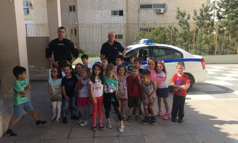 «Μπαμπά βάλε ζώνη και μην τρέχεις» - Εκδήλωση στο 6ο Δημοτικό Σχολείο Χαϊδαρίου 2 «Μπαμπά βάλε ζώνη και μην τρέχεις» - Εκδήλωση στο 6ο Δημοτικό Σχολείο Χαϊδαρίου 1