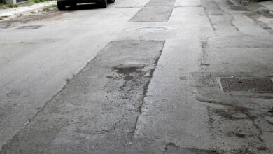 Για τα έργα και την κατάσταση του οδοστρώματος στην Κυπρίων Αγωνιστών 40