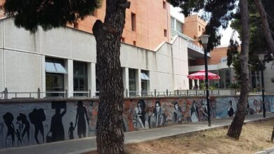 Ζωγραφίζοντας τους τοίχους του Δημαρχείου 35
