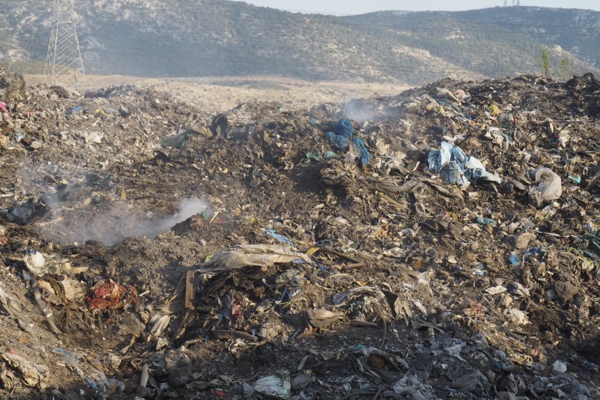 Σας μύρισε και χτες βράδυ καμένο; Για 30 χιλ. ευρώ πνιγόμαστε από το τοξικό νέφος... 13