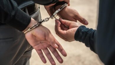 42χρονος Χαϊδαριώτης δράστης διαρρήξεων σε καταστήματα 18