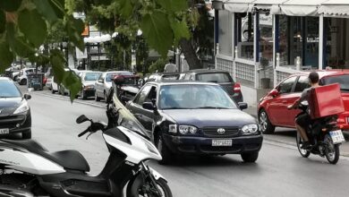 Εσείς... κόψτε το λαιμό σας 19