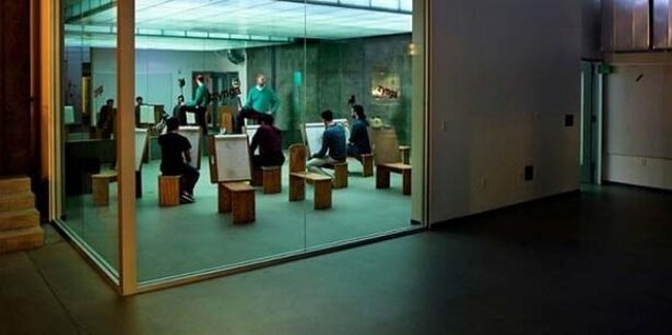 Και τι καταφέρνουν εκεί όπου αγαπούν τους φυλακισμένους; 33