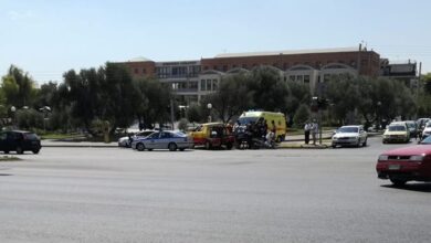 Τροχαίο ατύχημα στον κόμβο Λ. Αθηνών - Καραϊσκάκη 3