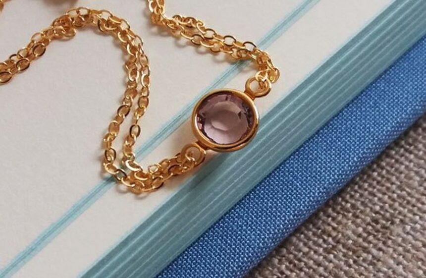 Swarovski βραχιόλια: τα 4 κλασικότερα σχέδια και πώς να τα φορέσετε 1