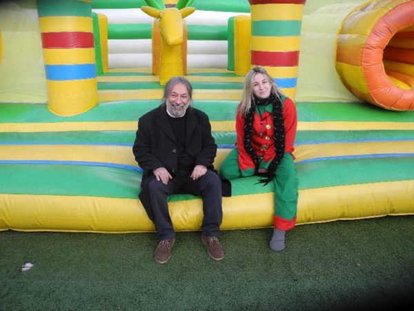 Χριστουγεννιάτικο χωριό στο Χαϊδάρι - Γιορτινή ατμόσφαιρα και πολύ παιχνίδι 14 Χριστουγεννιάτικο χωριό στο Χαϊδάρι - Γιορτινή ατμόσφαιρα και πολύ παιχνίδι 13