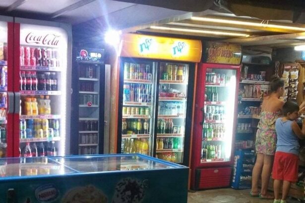 Πέτρινο Περίπτερο, Πλατεία Δάσους: Εδώ πληρώνεις και λογαριασμούς! 11