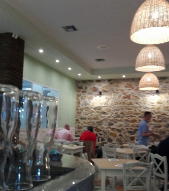 New enrty - Ο "Σπάρος" το νέο στέκι για ψαρομεζέδες στο Χαϊδάρι 6 New enrty - Ο "Σπάρος" το νέο στέκι για ψαρομεζέδες στο Χαϊδάρι 5