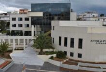 Συναγερμός στο Δημαρχείο Αιγάλεω: 59χρονος απείλησε με όπλο τον Δήμαρχο και πολίτες 228