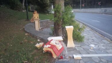 Έσπασαν τα εκκλησάκια στην Ιερά Οδό 17