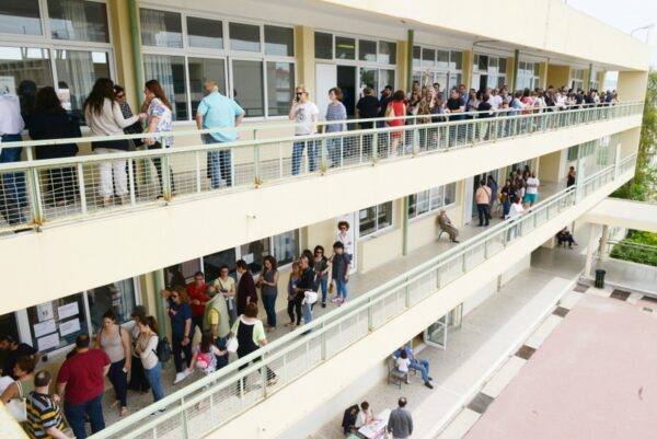Αυτοδυναμία ή κυβέρνηση συνεργασίας; Η περίπτωση του Χαϊδαρίου… 5 Αυτοδυναμία ή κυβέρνηση συνεργασίας; Η περίπτωση του Χαϊδαρίου… 4