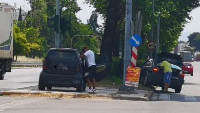 Τρακάρισμα στη συμβολή Λ. Αθηνών - Ιεράς Οδού 30