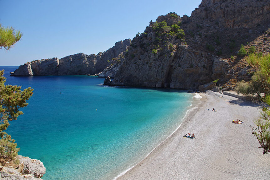 Μπανάκι χωρίς τσιγαράκι! Τρισεκατομμύρια γόπες στις παραλίες του κόσμου 2 Μπανάκι χωρίς τσιγαράκι! Τρισεκατομμύρια γόπες στις παραλίες του κόσμου 1
