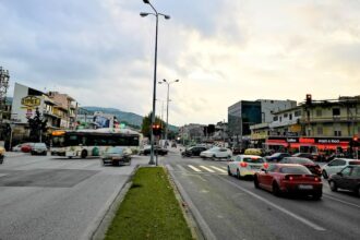 Τροχαίο με εγκατάλειψη στη Λ. Αθηνών - Μία τραυματίας, έκκληση για πληροφορίες 21
