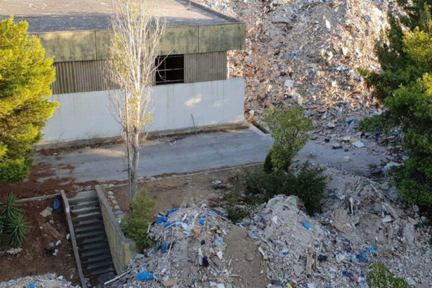 Συλλήψεις για παράνομη χωματερή στο Χαϊδάρι - Χιλιάδες κυβικά μπάζα, μεγάλη περιβαλλοντική ζημιά 33