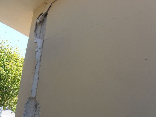 Πλήγωσε και το ΨΝΑ ο σεισμός 3